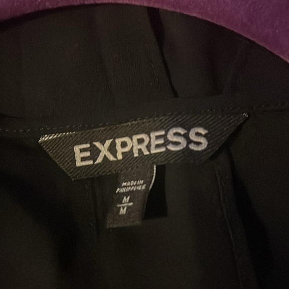 Express Chic Lightweight With Open Back Color Black - Picture 3 of 3